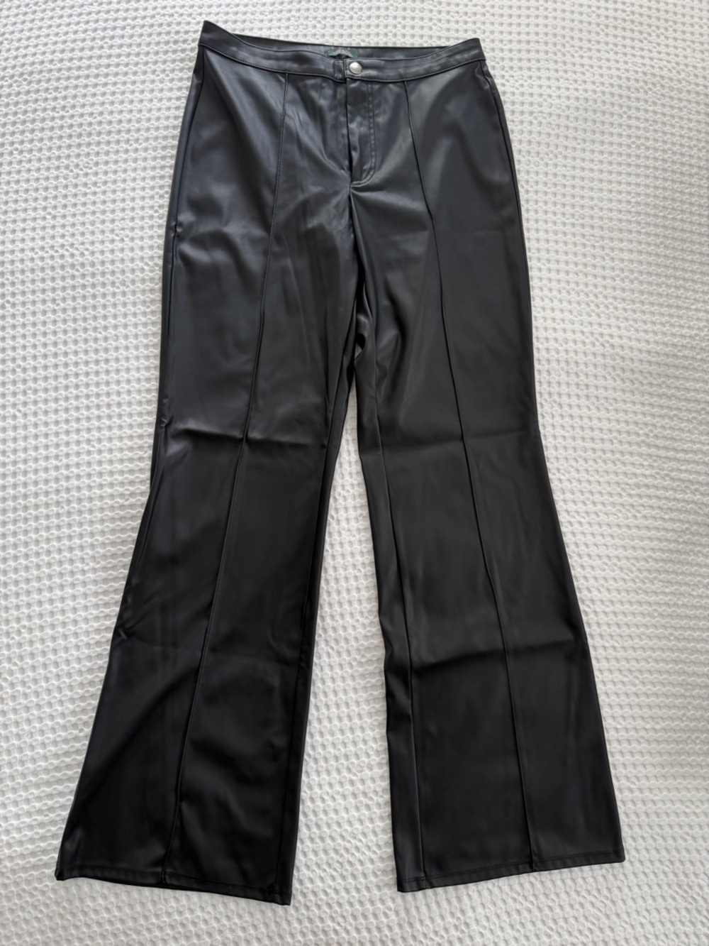 Wild Fable Women's Black Faux Leather Pants Size 10